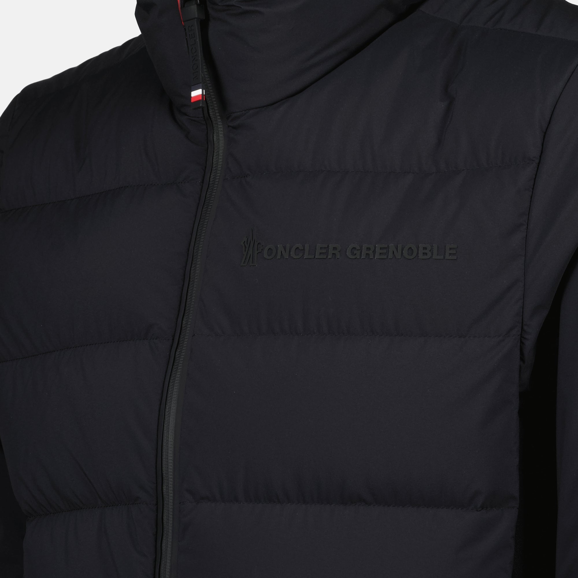 Moncler Grenoble 브랜드의 남성용 아라리페 이중 소재 재킷 이미지 - 2025 가을-겨울 시즌 - 세부 보기_3