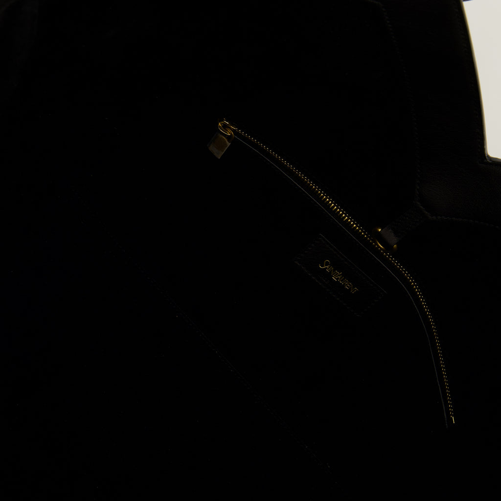 Image de l'article Sac cabas Y en cuir noir de la marque Saint Laurent pour Femme - Saison Printemps-Été 2026 - Vue détaillée_3