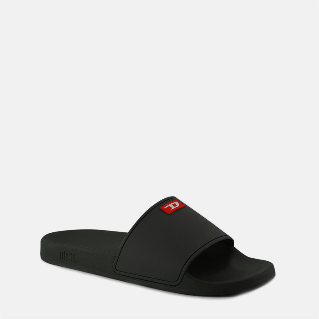 Imagen de las chanclas Sa-Swim negras de Diesel para Hombre - Temporada Primavera-Verano 2026 - Vista tres cuartos frontal derecha