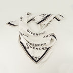 Imagen del cuadrado de seda Shadow blanco de la marca Givenchy para Mujer - Temporada Otoño-Invierno 2025 - Vista Detallada 2