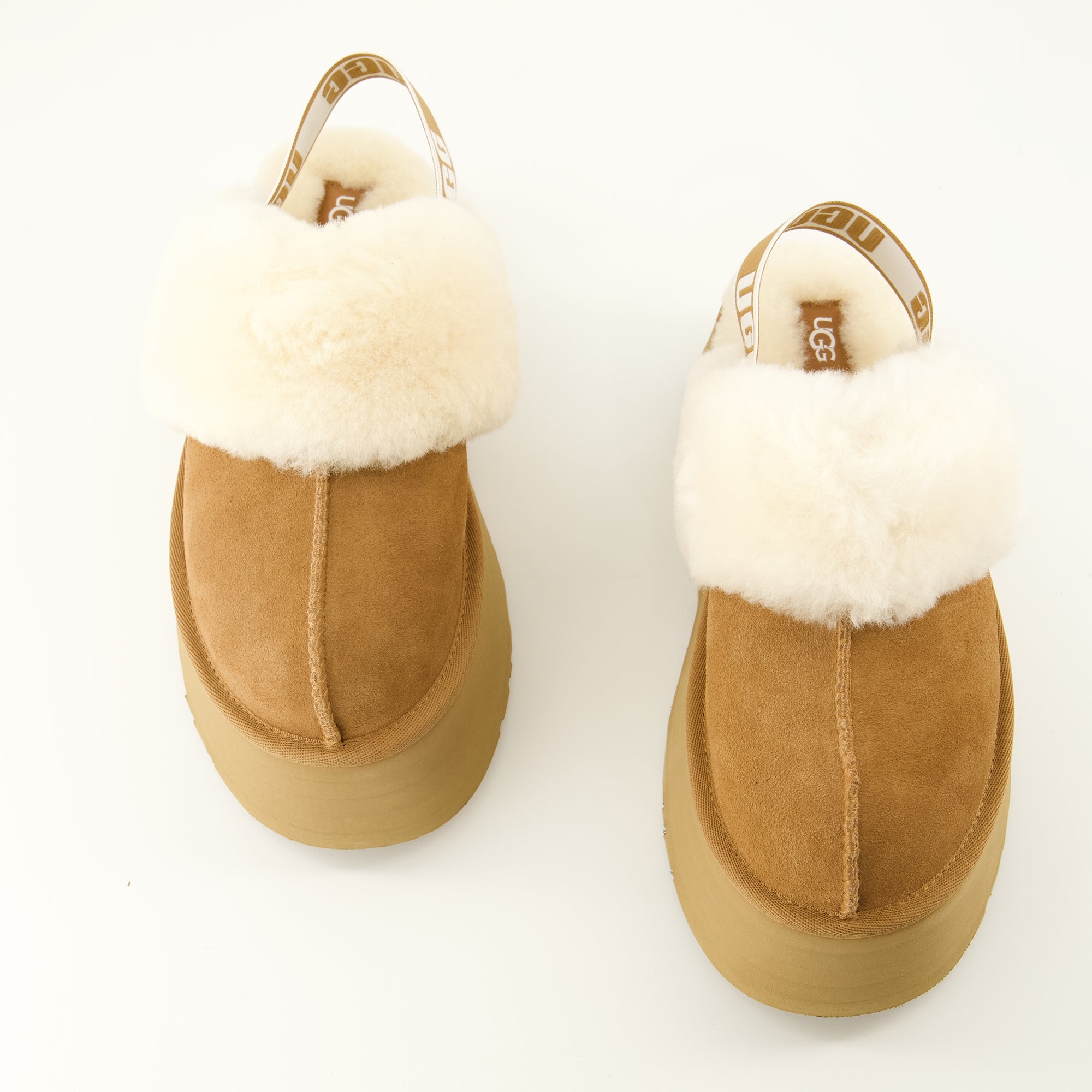 Chaussures ouvertes Funkette Braune Hausschuhe Ugg Marron Femme
