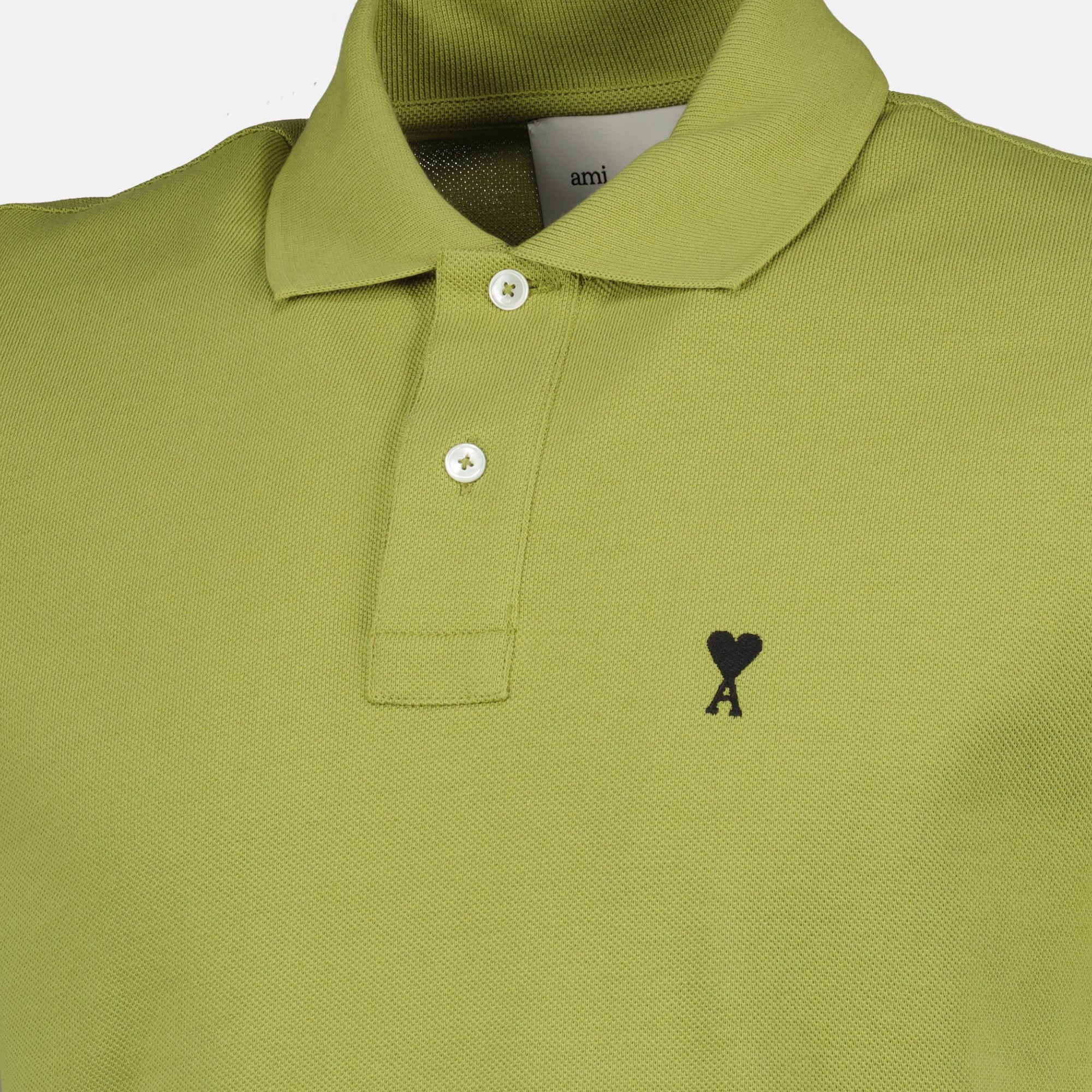 Image de l'article Polo AMI de coeur vert de la marque Ami PARIS pour Homme - Saison Printemps-Été 2026 - Vue détaillée_1