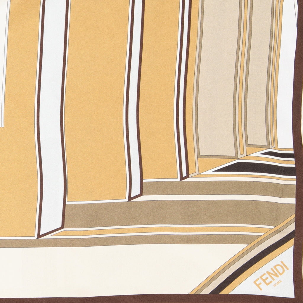 Écharpes, foulards et gants Carré de soie Fendi Marron Femme