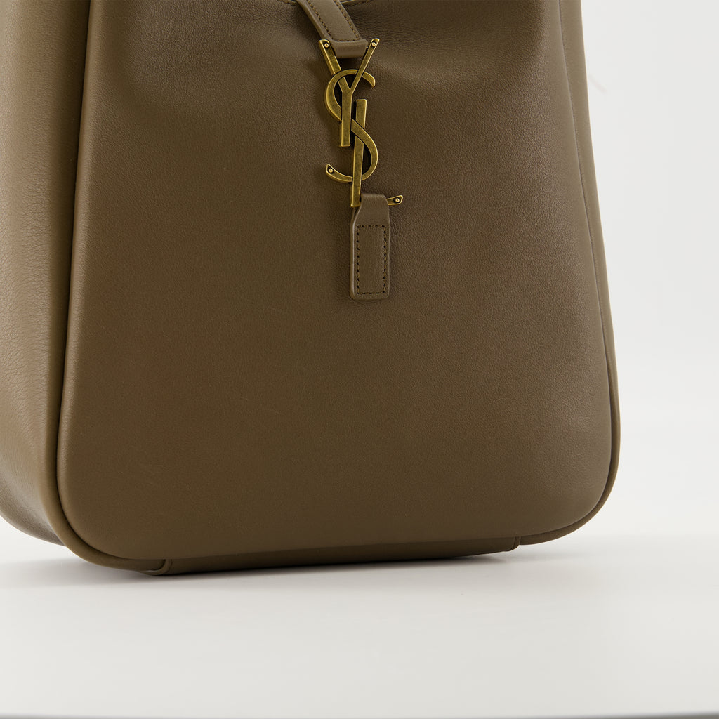 Image de l'article Le 5 à 7 small de la marque Saint Laurent pour Femme - Saison Automne-Hiver 2025 - Vue détaillée_2