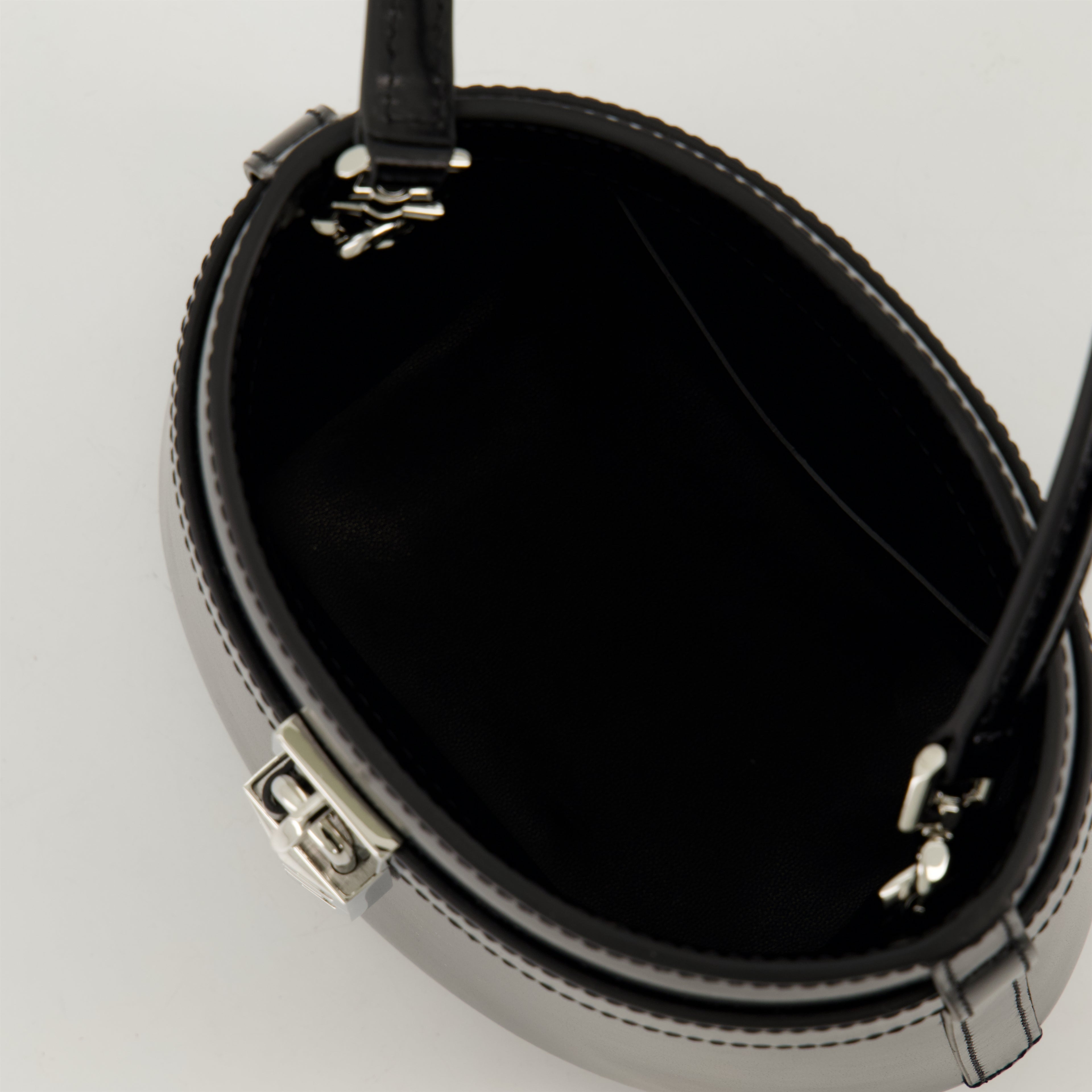 버킷백 Sac en cuir Shark Lock Givenchy 검은색 Femme