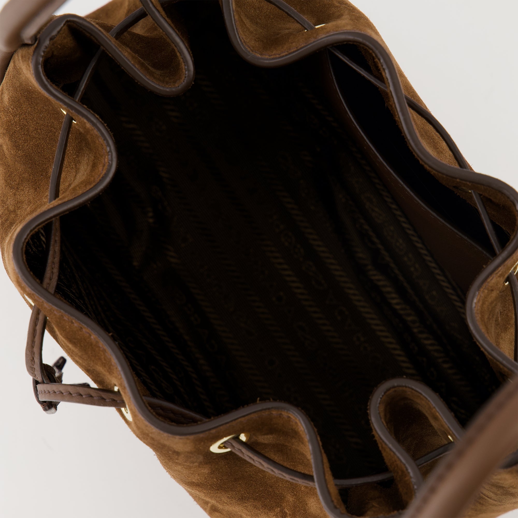 Image de l'article Mini sac seau Darling de la marque Prada pour Femme - Saison Automne-Hiver 2025 - Vue détaillée_3