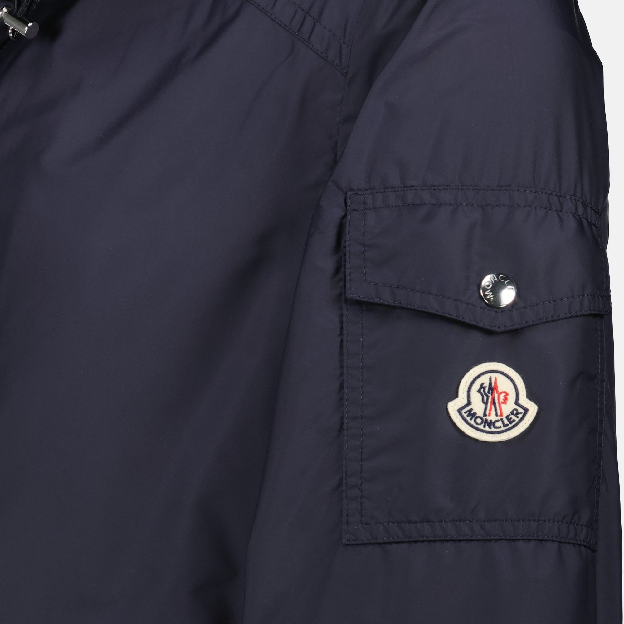 Image de l'article Coupe-vent Etiache bleu marine de la marque Moncler pour Homme - Saison Printemps-Été 2026 - Vue détaillée_1