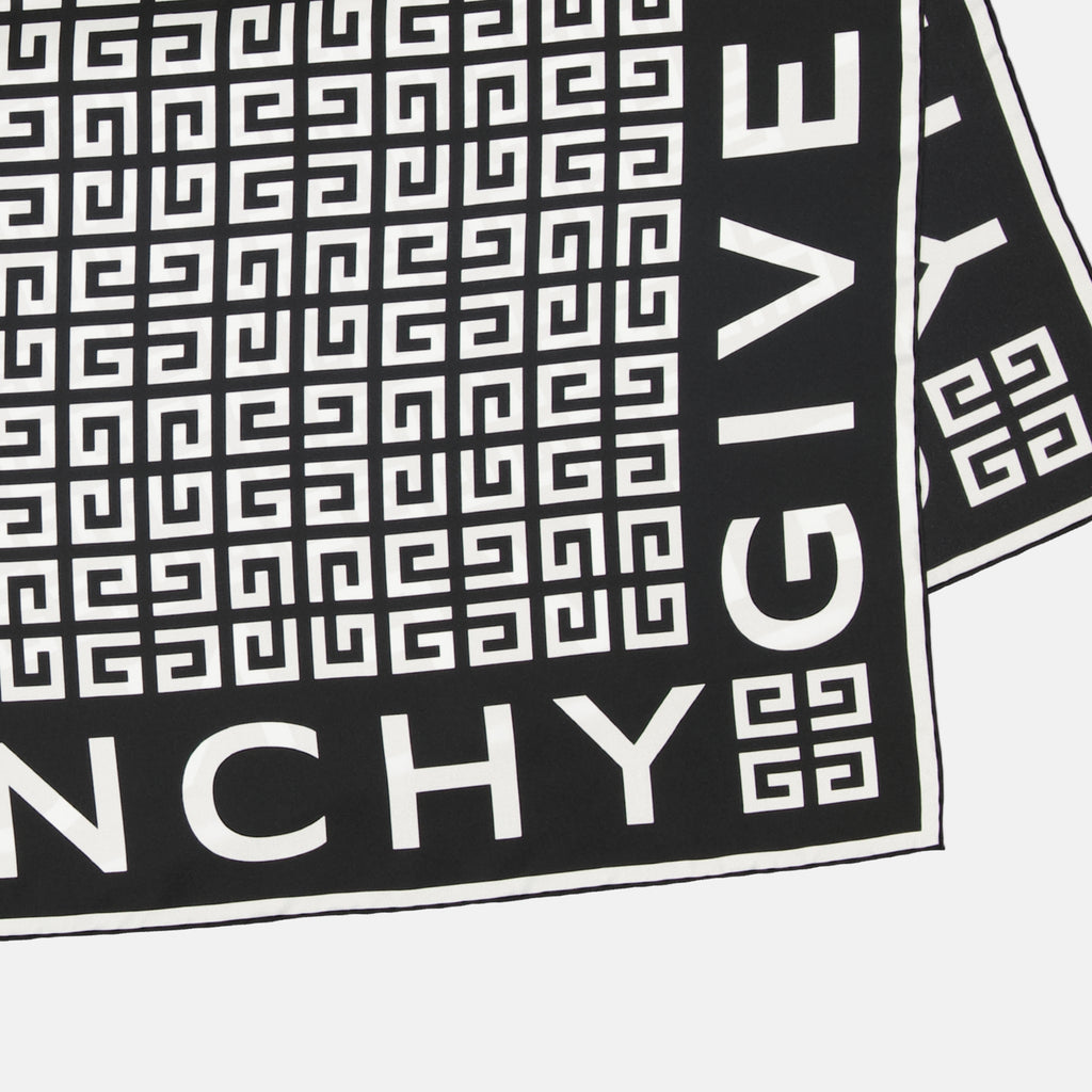 Écharpes, foulards et gants Carré 4G en soie Givenchy Noir Femme