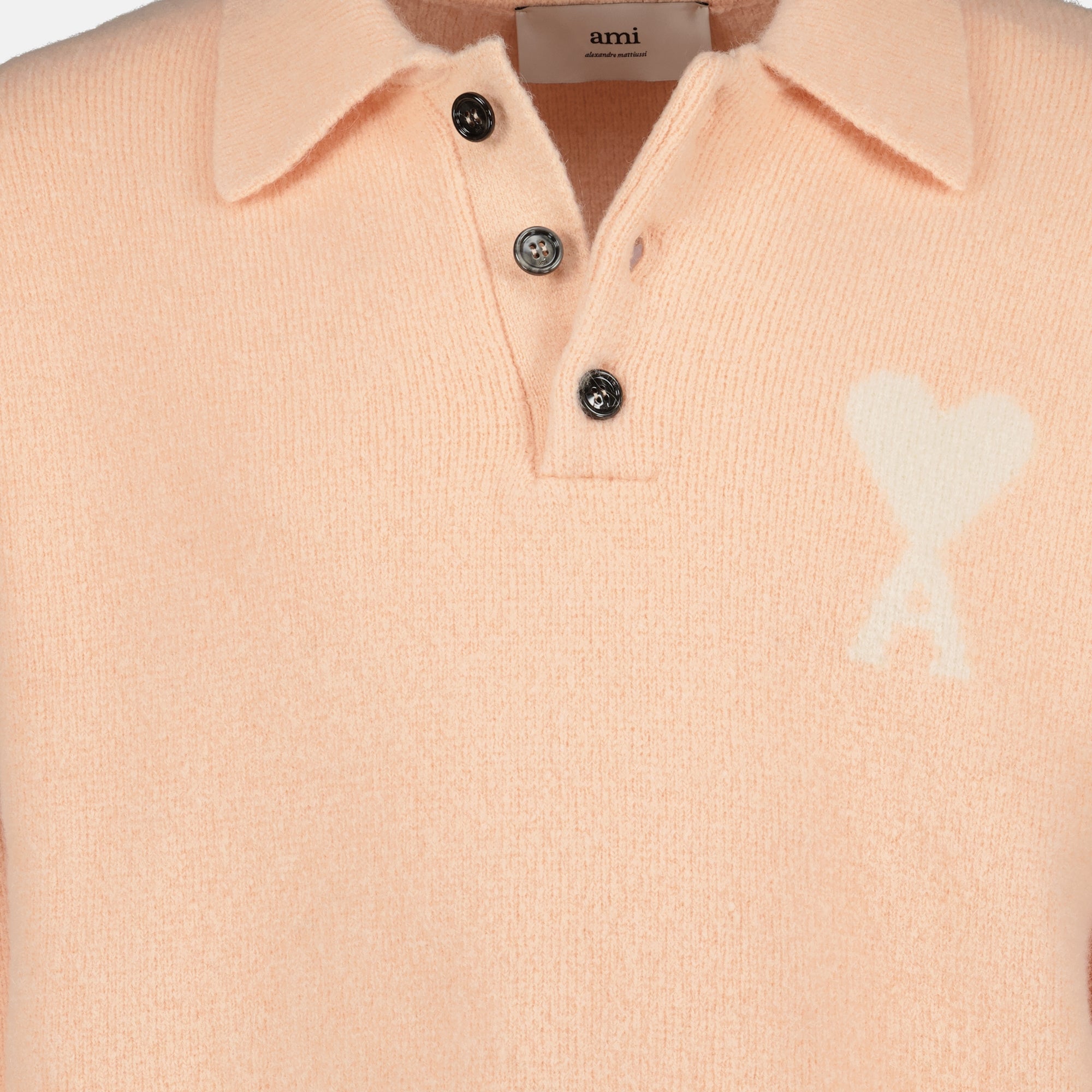 Image de l'article Polo Ami de coeur rose pale de la marque Ami PARIS pour Unisex - Saison Automne-Hiver 2025 - Vue détaillée_1