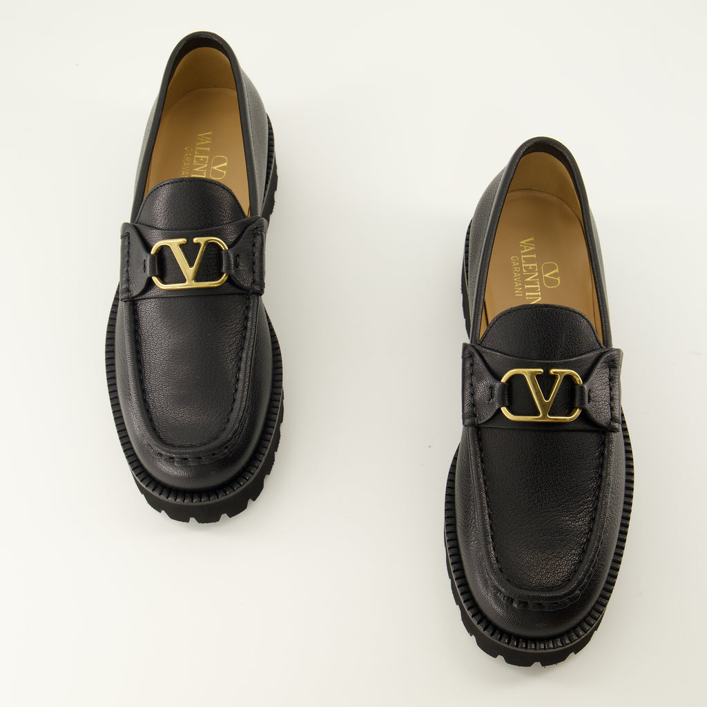 Mocassins VLogo Leather Loafers in Black Valentino Garavani Noir Femme