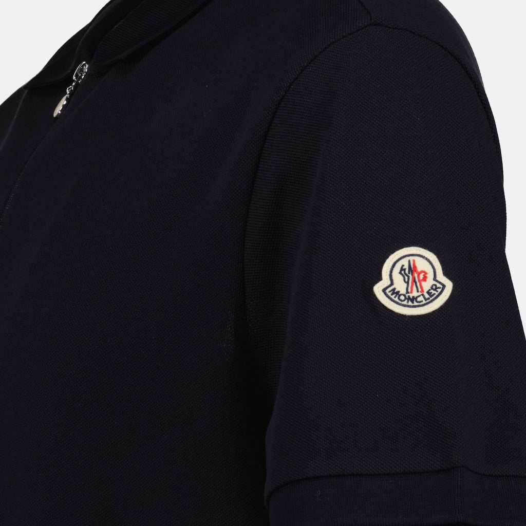 Imagen del polo de algodón piqué azul marino de la marca Moncler para Hombre - Temporada Primavera-Verano 2026 - Vista Detallada_1