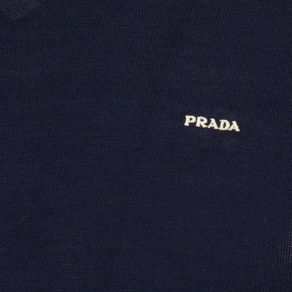Image de l'article Pull en laine fine bleu marine de la marque Prada pour Homme - Saison Printemps-Été 2026 - Vue détaillée_2