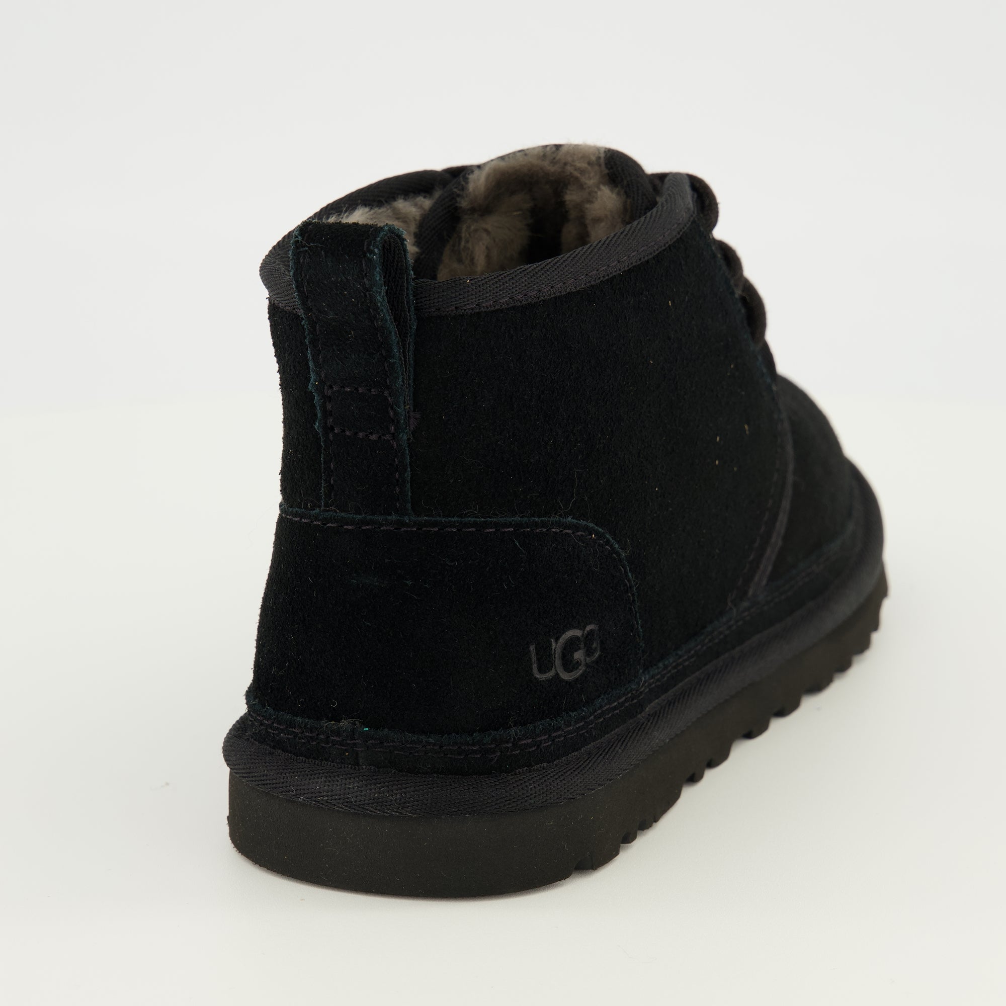 Image de l'article Bottines Neumel noir de la marque Ugg pour Homme - Saison Printemps-Été 2026 - Vue arrière