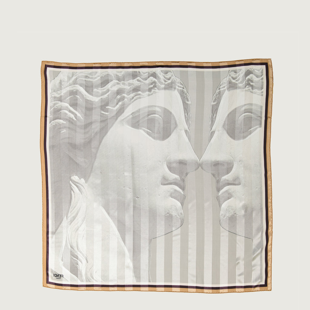 Écharpes, foulards et gants Foulard Fendi Fendi Gris Femme