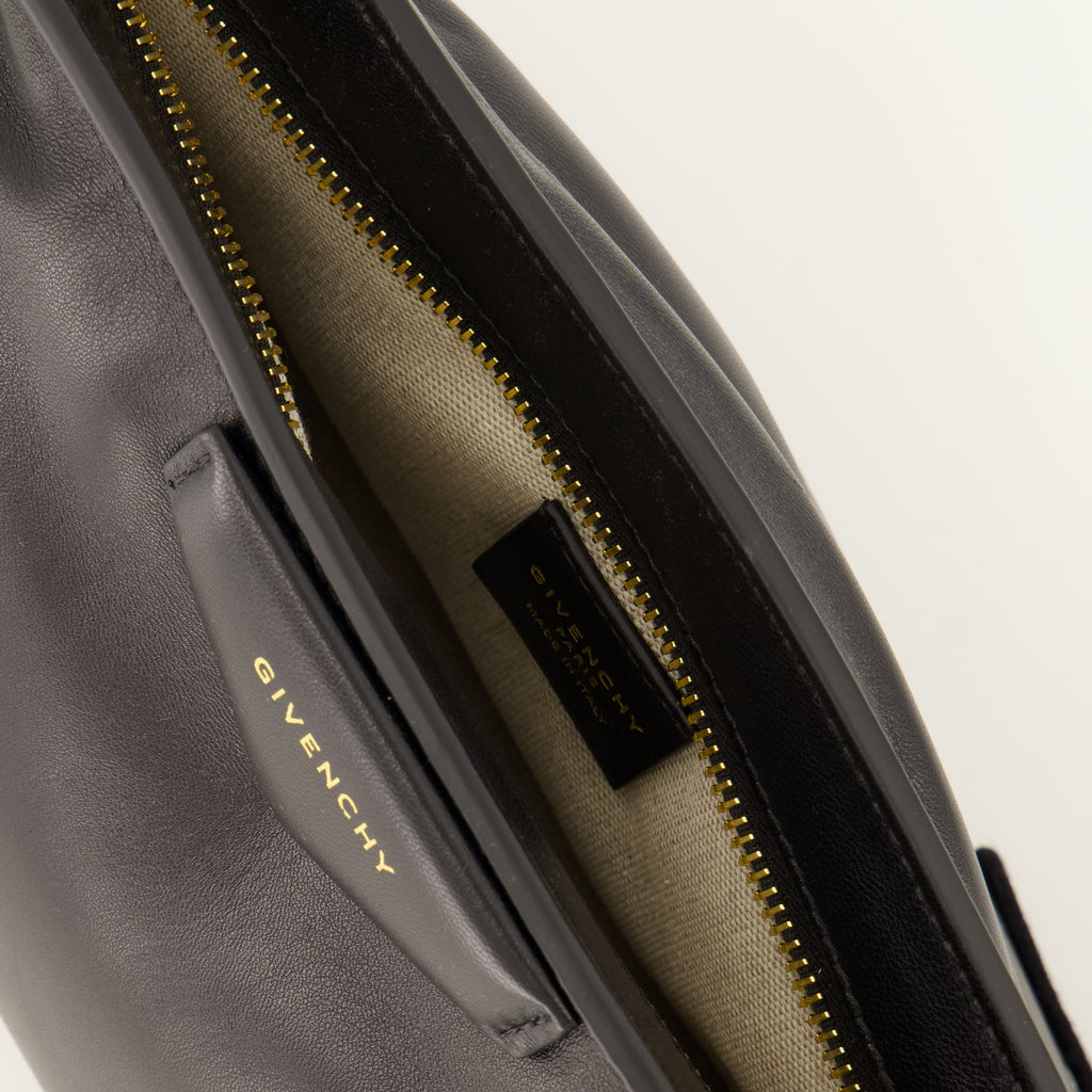 Pochettes Pochette Antigona Bomber noir Givenchy Noir Femme