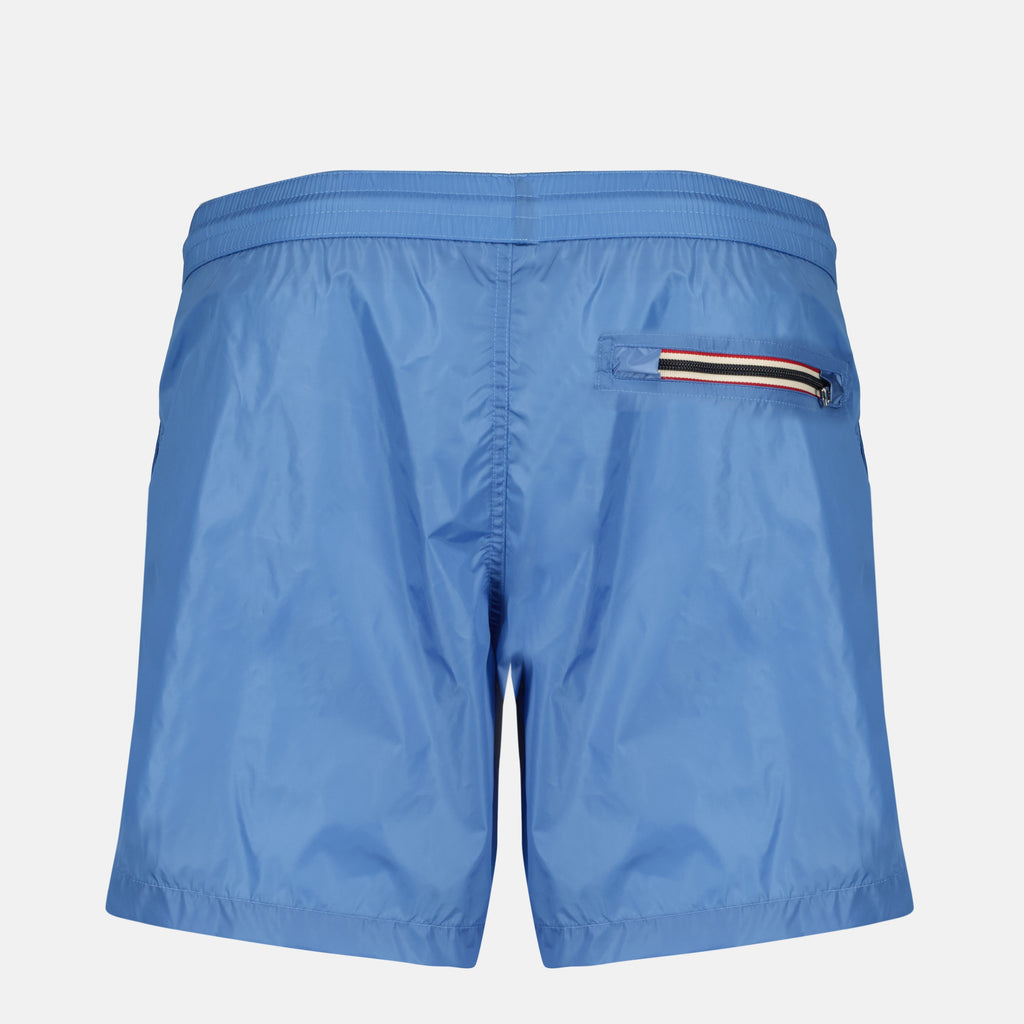 Image de l'article Short de bain à logo bleu en nylon de la marque Moncler pour Homme - Saison Printemps-Été 2026 - Vue de Dos
