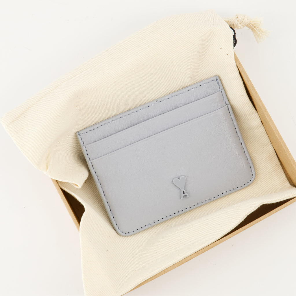 Imagen del artículo Porta tarjetas Amigo del corazón de la marca Ami PARIS para Unisex - Temporada Otoño-Invierno 2025 - Vista Detallada 2