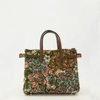 Bild der bestickten Mini-Tasche von der Marke Valentino Garavani für Damen - Frühjahr/Sommer 2026 - Rückansicht