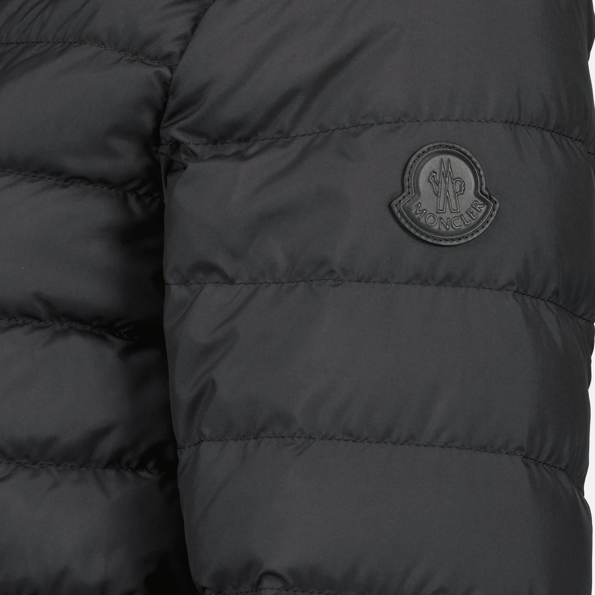 Image de l'article Doudoune courte Juju noir de la marque Moncler pour Femme - Saison Printemps-Été 2026 - Vue détaillée_2