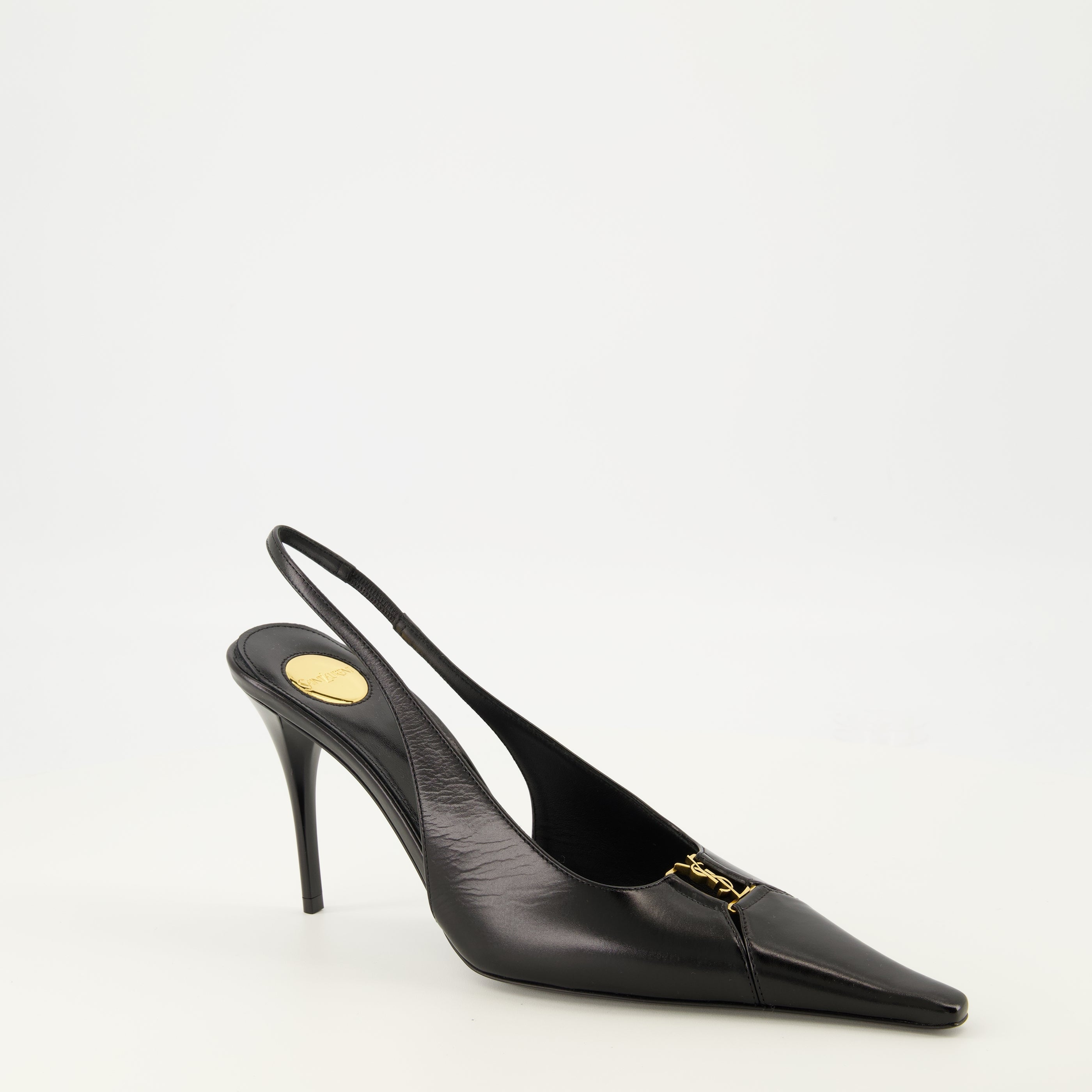 Image de l'article Escarpins Babylone en cuir noir de la marque Saint Laurent pour Femme - Saison Printemps-Été 2026 - Vue trois quarts avant droite