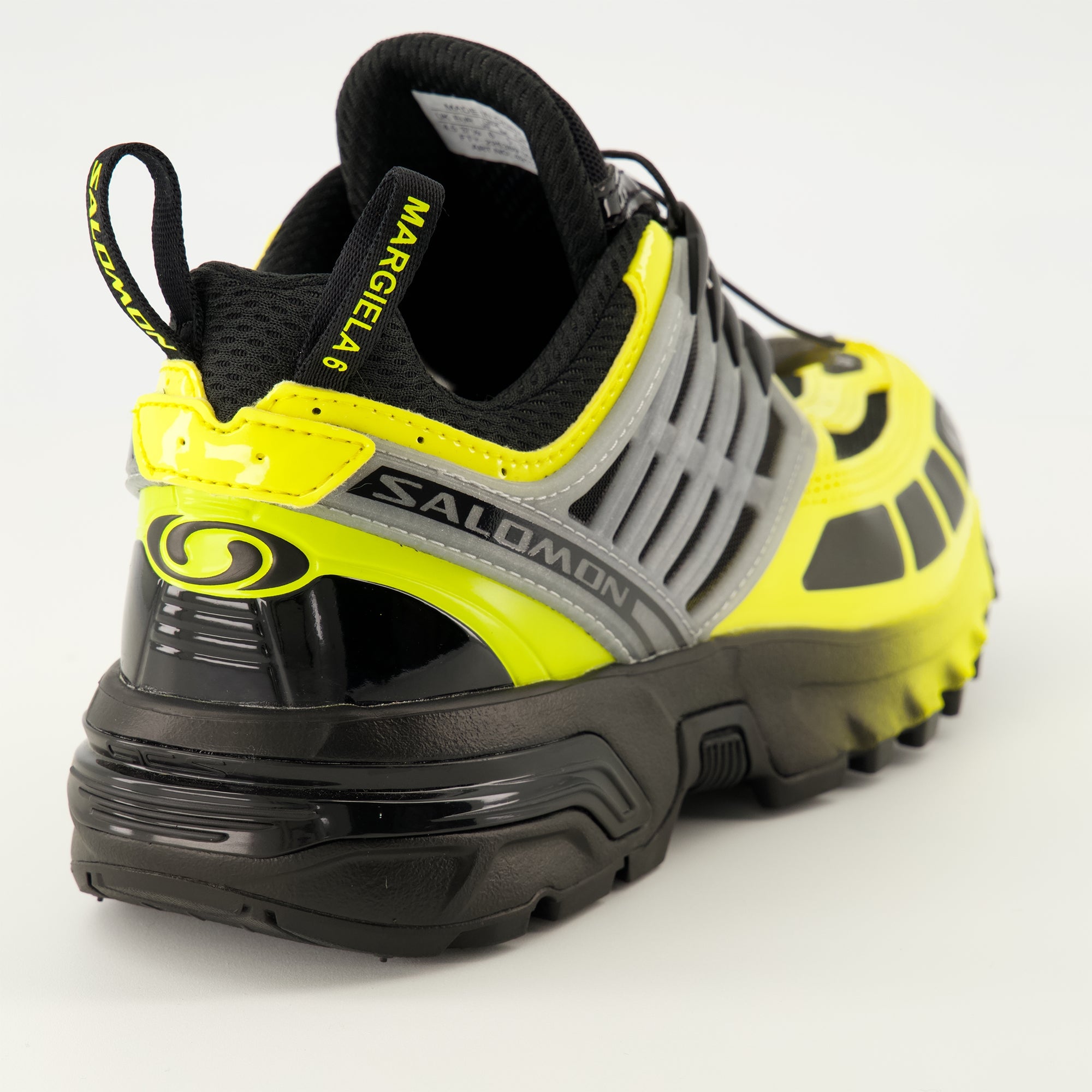Image de l'article Baskets Salomon x MM6 de la marque Mm6 pour Femme - Saison Automne-Hiver 2025 - Vue arrière