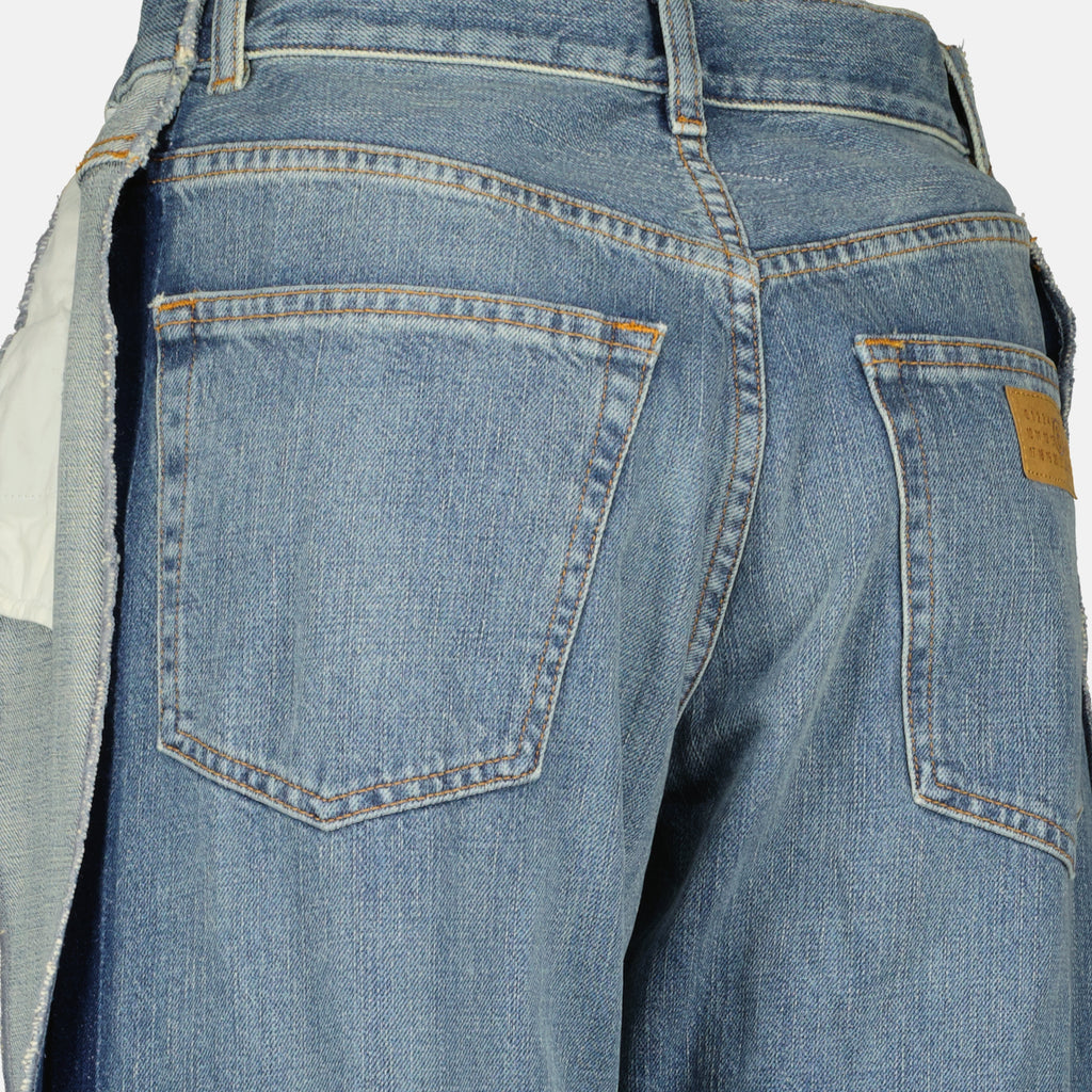 Image de l'article Jean droit en denim bleu de la marque Mm6 pour Femme - Saison Automne-Hiver 2025 - Vue détaillée_2