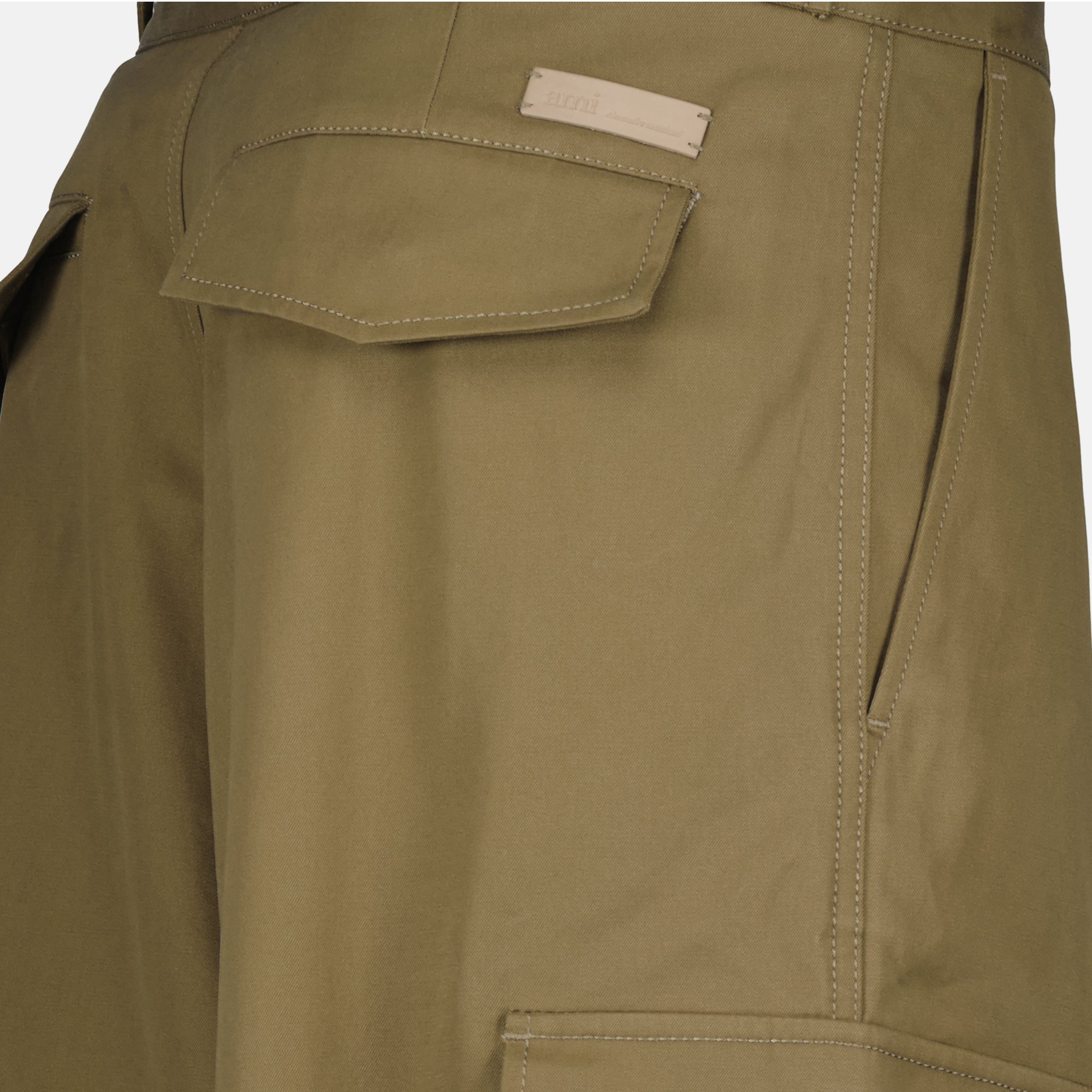 Image de l'article Pantalon Cargo de la marque Ami PARIS pour Homme - Saison Automne-Hiver 2025 - Vue détaillée_5