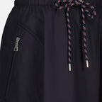Immagine della gonna midi blu navy del marchio Moncler per donne - Stagione Primavera-Estate 2026 - Vista Dettagliata_2