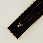 여성을 위한 발렌티노 가라바니 브랜드 VLogo 진주 목걸이 이미지 - 2025 가을-겨울 시즌 - 상세 보기_2