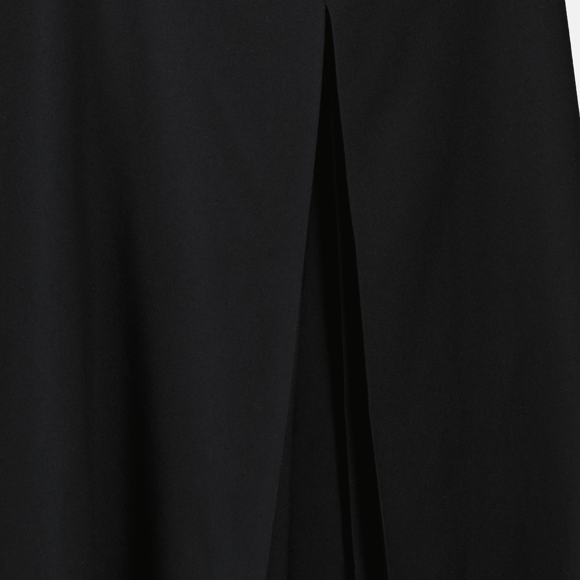 Image of the Saint Laurent culottes for Women - Autumn-Winter 2025 - Detailed View_2