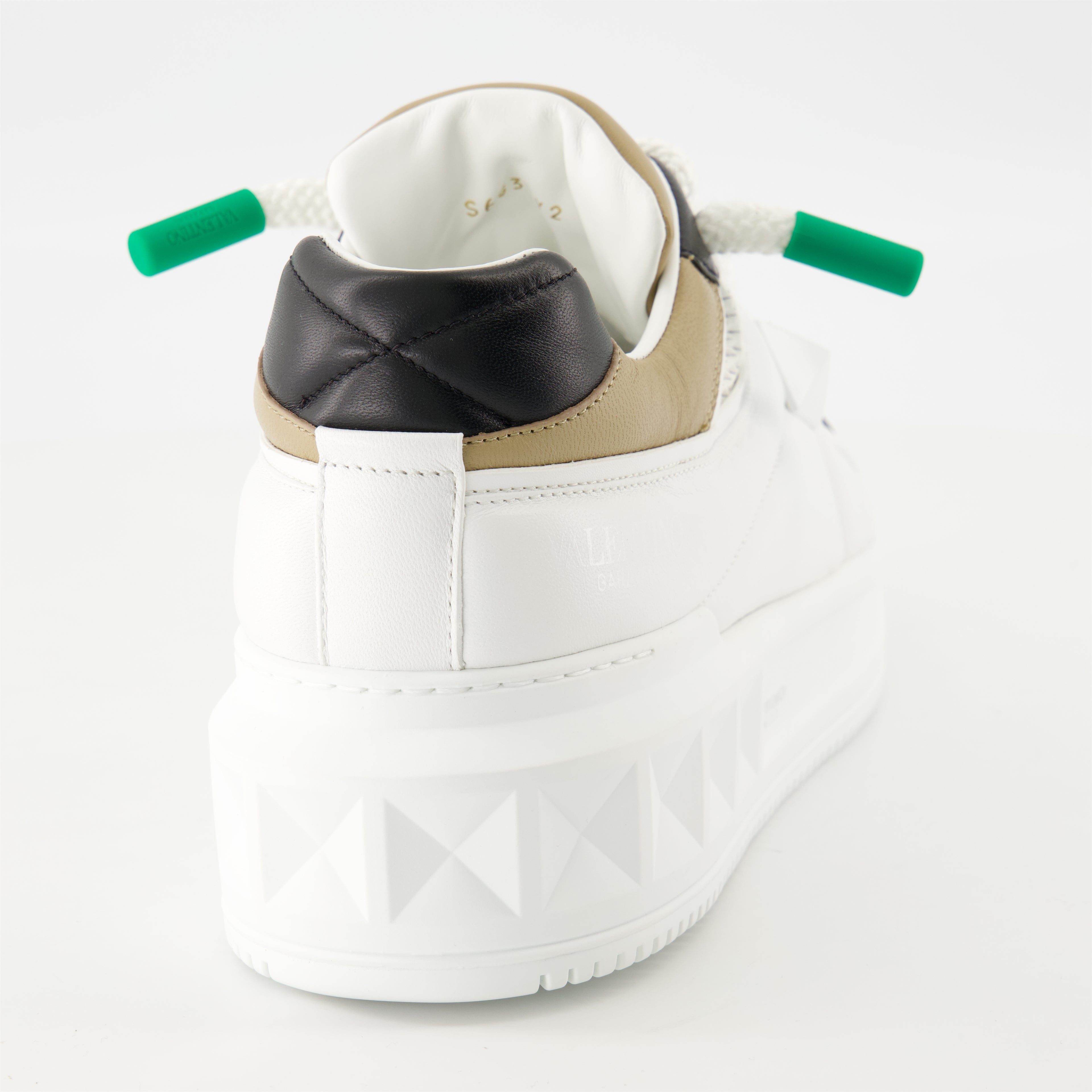 スニーカー ワンスタッドスニーカー Valentino Garavani 白 Homme