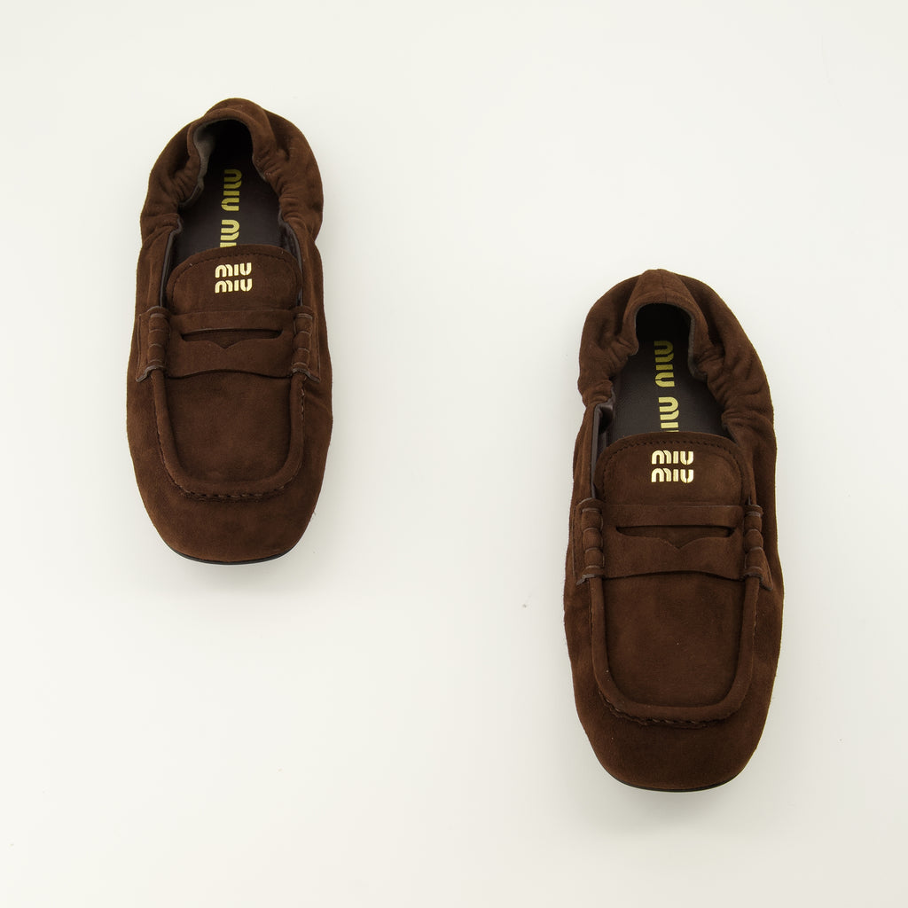 Mocassins Mocassins Ruches em Suede Castanho Miu Miu Marron Femme