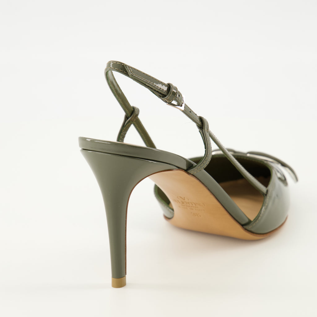 Image of the Vlogo patent leather khaki pumps by Valentino Garavani for Women - Spring-Summer 2026 - Back view
