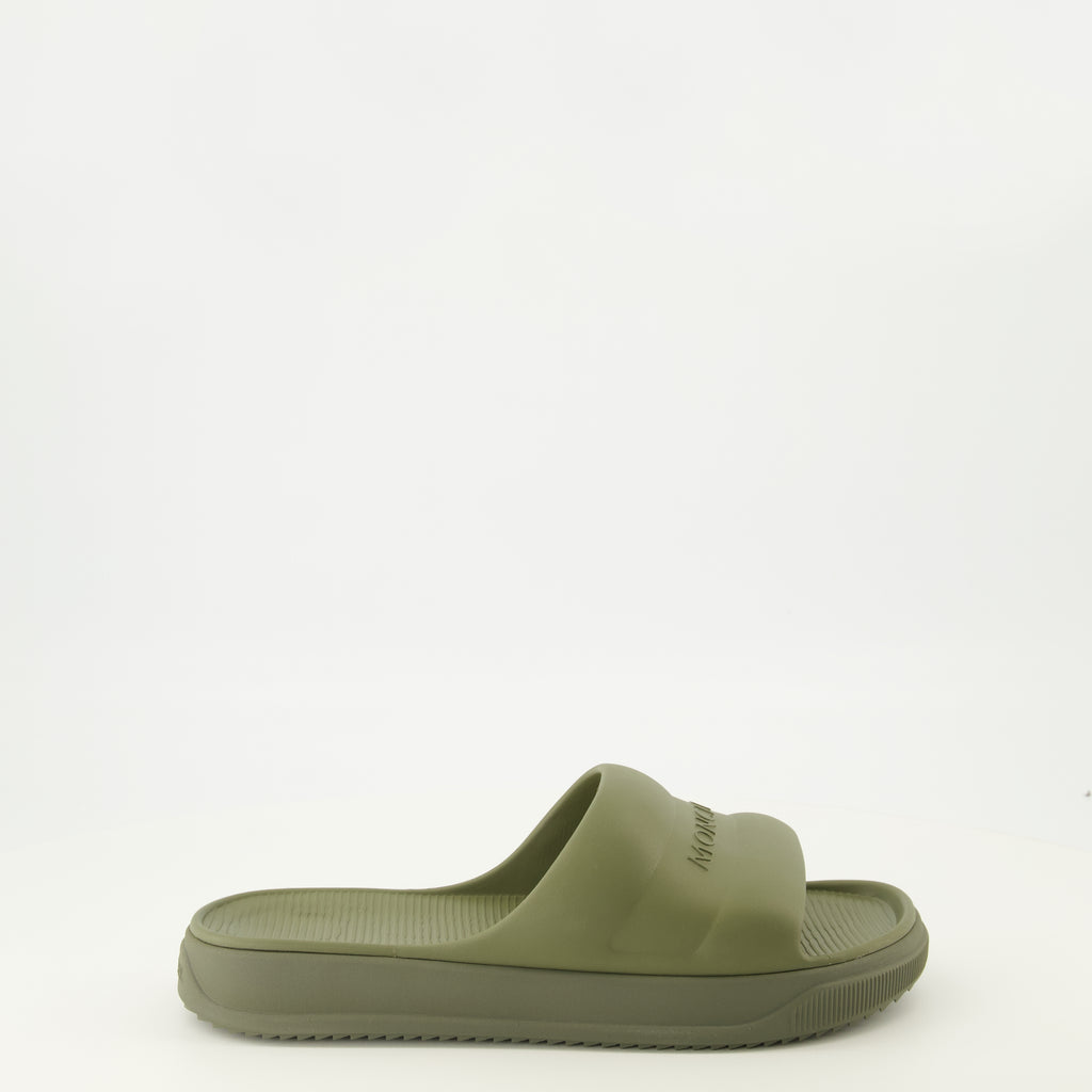 Image de l'article Sandales Altive kaki en EVA de la marque Moncler pour Homme - Saison Printemps-Été 2026 - Vue latérale droite