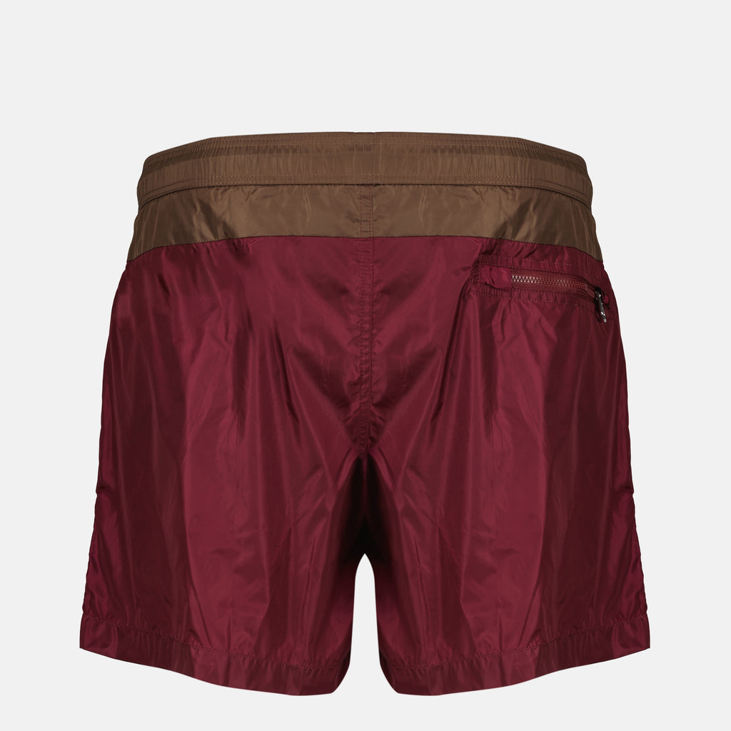 Image de l'article Short de bain bordeaux en nylon de la marque Moncler pour Homme - Saison Printemps-Été 2026 - Vue de Dos
