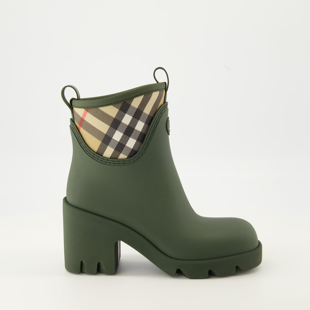 Imagen de las botines de goma Marsh de Burberry para mujer - Temporada Otoño-Invierno 2025 - Vista lateral derecha