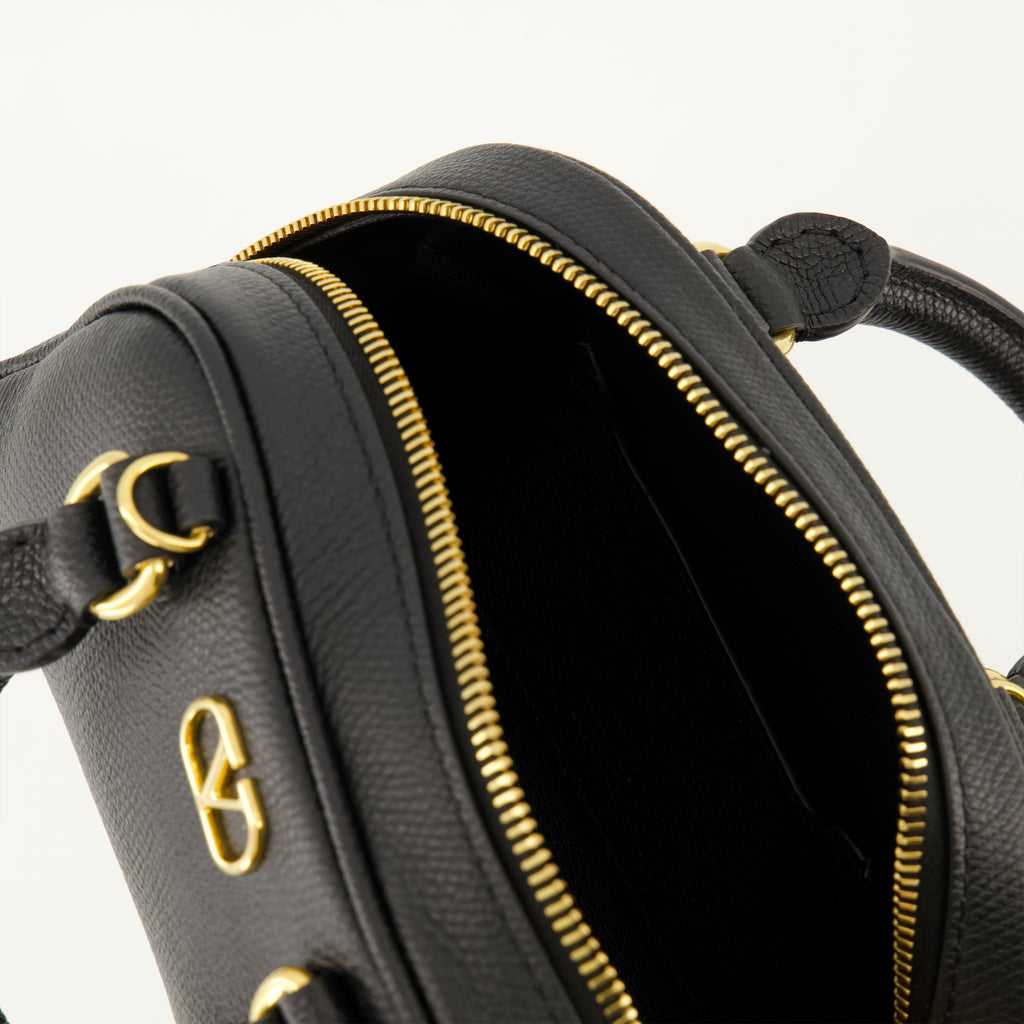 Sacs à main et épaule Mini VLogo Bowling Bag in Black Leather Valentino Garavani Noir Femme