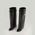 Boots Shark Lock Boots Givenchy Black Femme