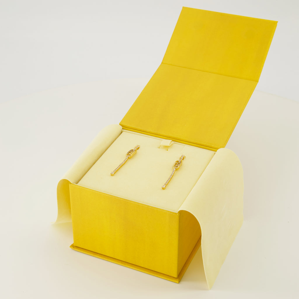 Bild der O'Lock-Ohrringe mit Kristallen von Fendi für Frauen - Saison Herbst-Winter 2025 - Detailansicht_3