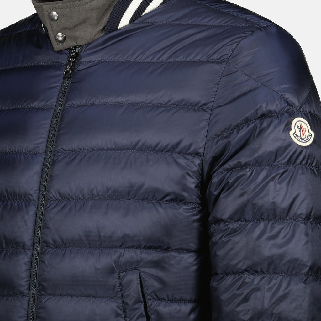 Image of the Moncler Men's Prieure Gray Reversible Bomber - Spring-Summer 2026 - Detailed View 4
