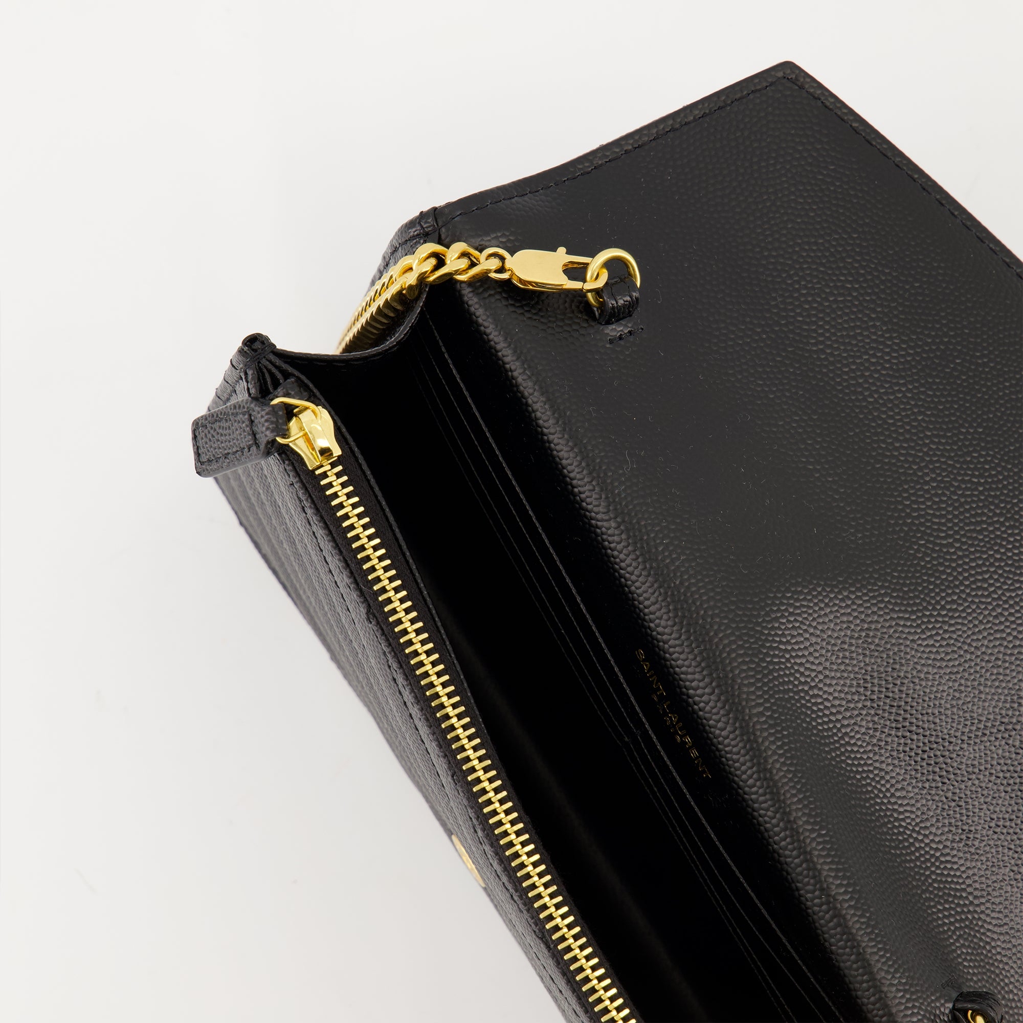 ショルダーバッグ チェーンエンベロープウォレット Saint Laurent ブラック 女性