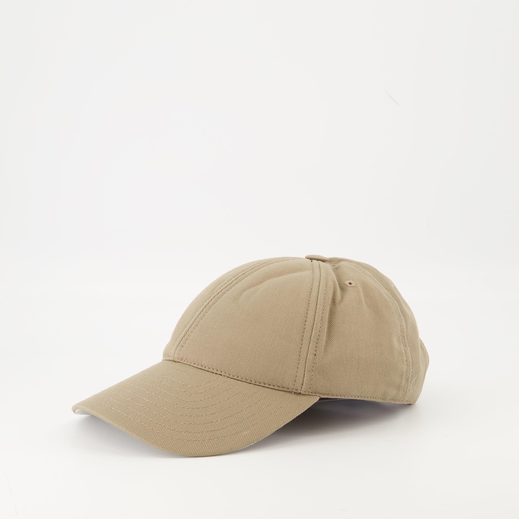 Image de l'article Casquette brodée de la marque Courrèges pour Unisex - Saison Automne-Hiver 2025 - Vue de Dos