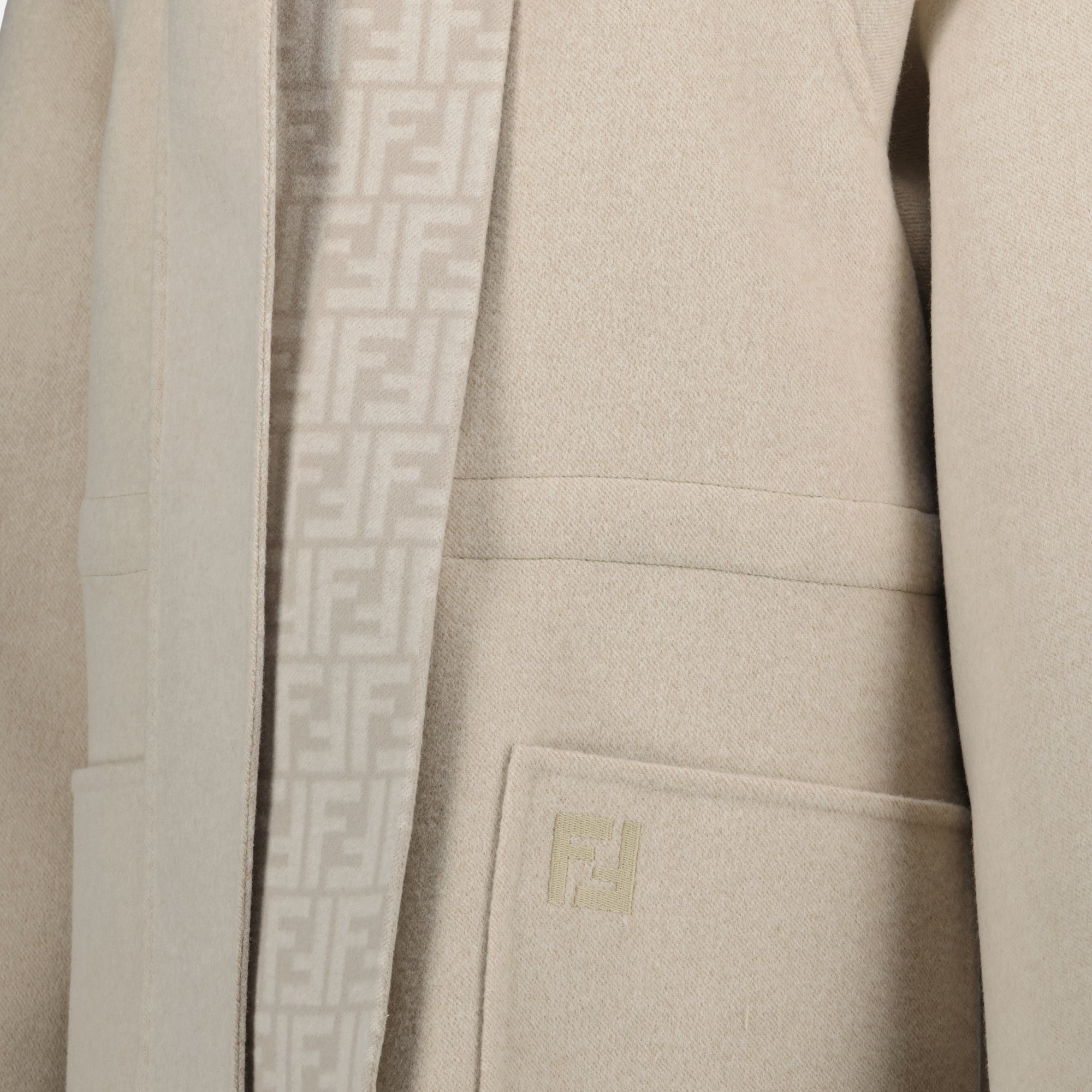 Image of the Fendi Women's FF Wool Parka - Autumn-Winter 2025 - Detailed View_1