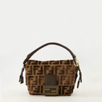 Image de l'article Mamma Baguette small de la marque Fendi pour Femme - Saison Automne-Hiver 2025 - Vue de Face