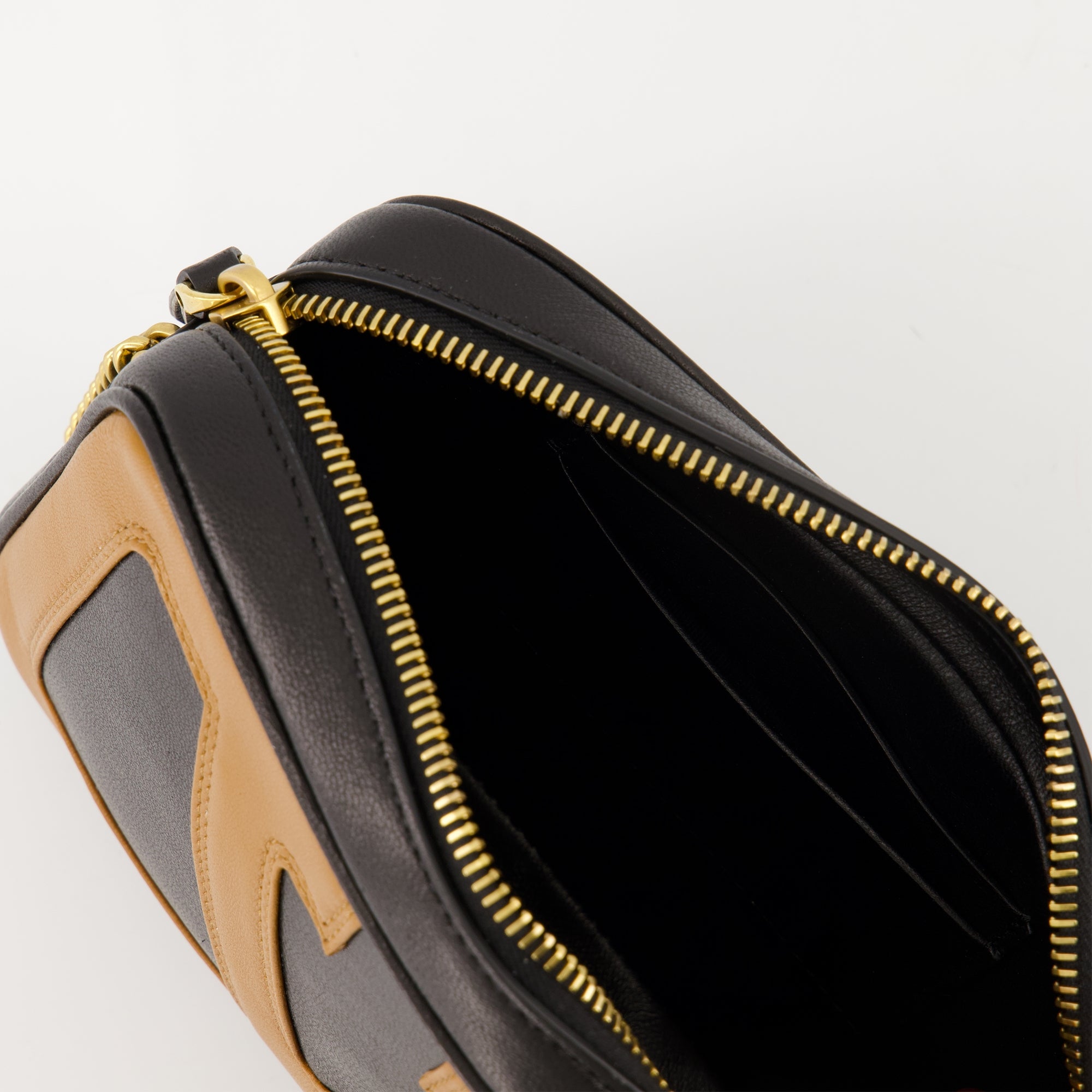 Sacs bandoulière Sac cabas Viva Superstar Valentino Garavani Noir Femme