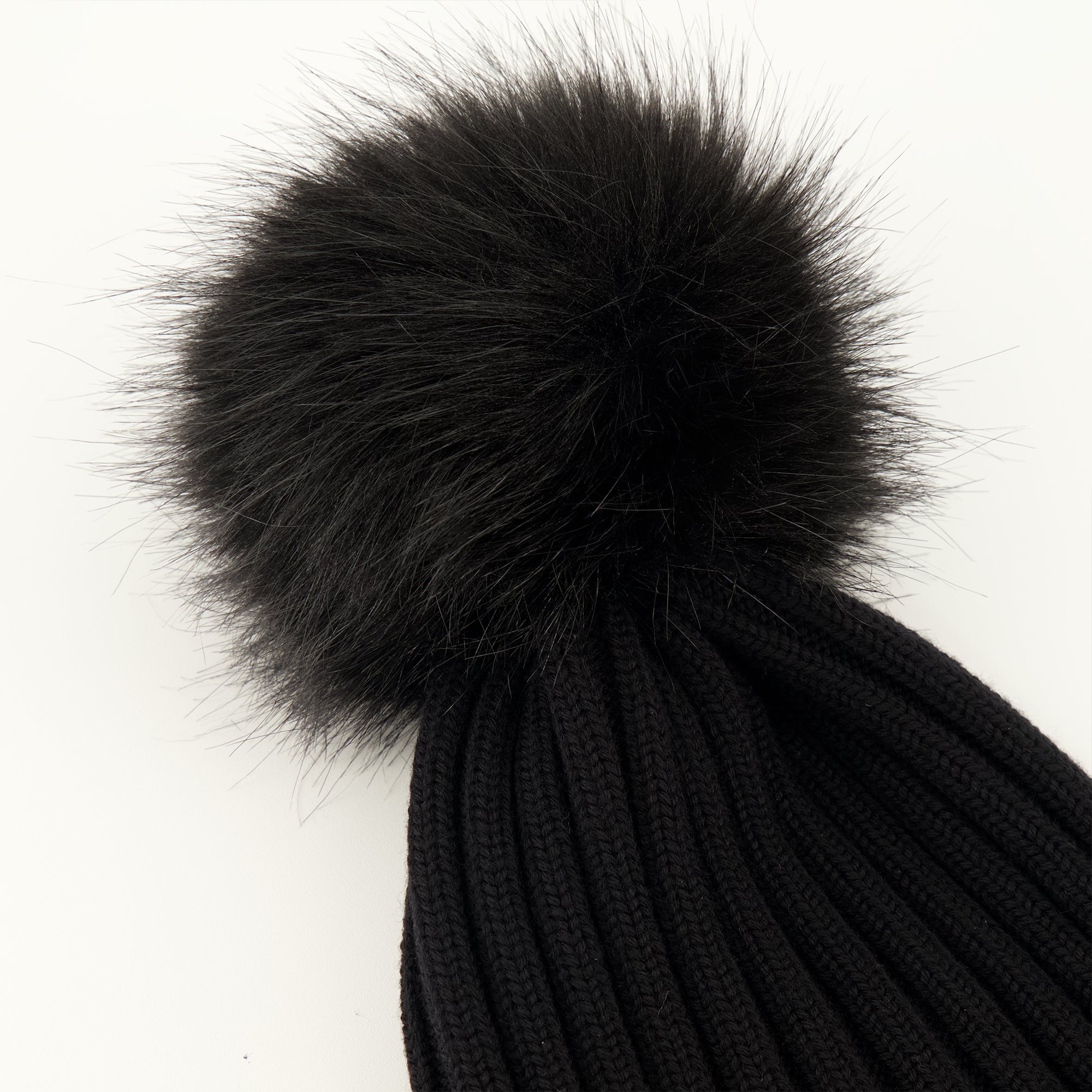 Chapeaux, casquettes et bonnets Bonnet en laine noir avec pompom Moncler Noir Femme