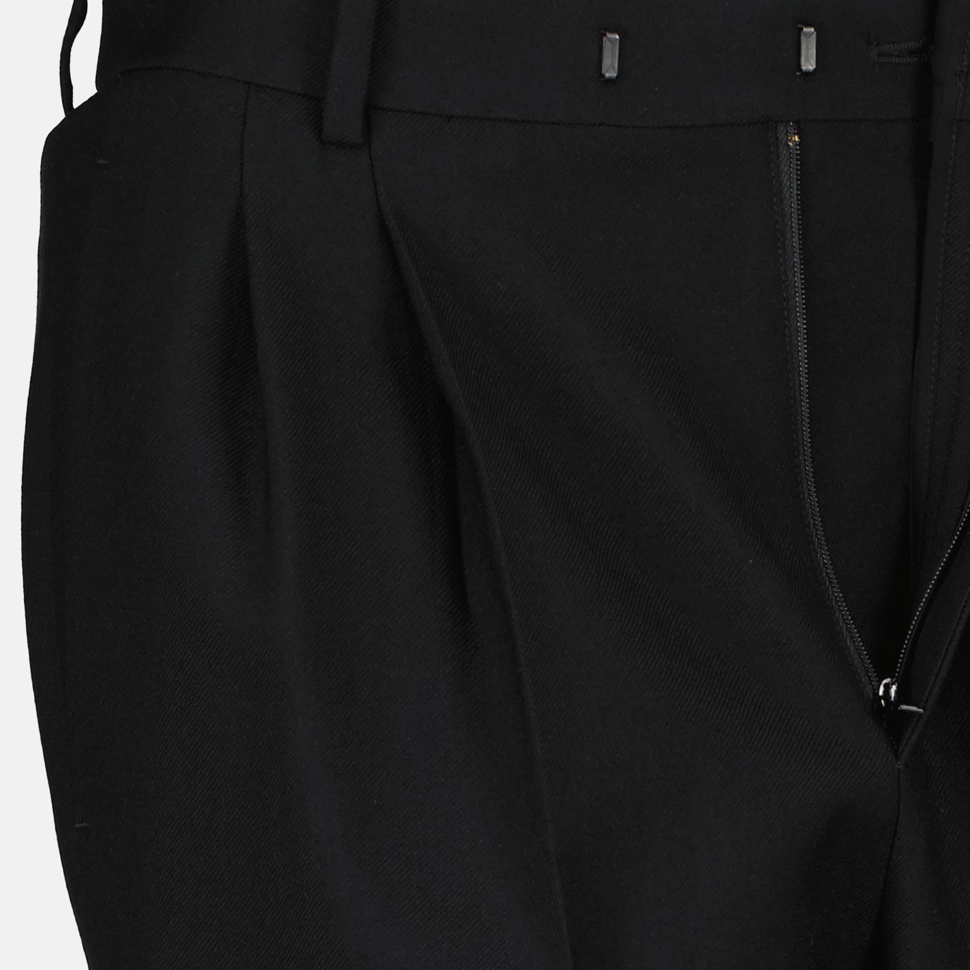 Image of the Saint Laurent Women's Dress Pant - Autumn-Winter 2025 Season - Detailed View_2