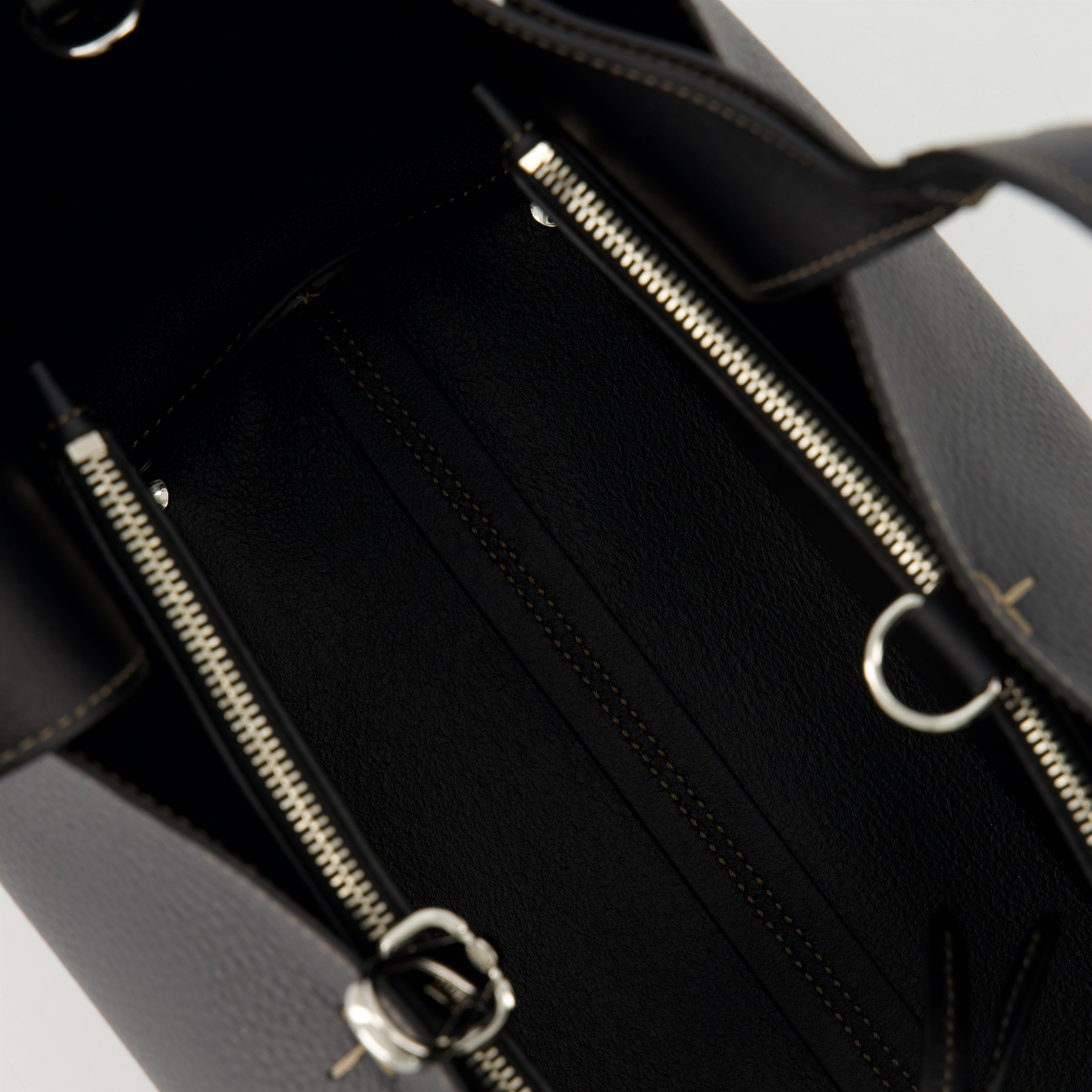 토트백 스몰 레더 토트 Tod's 검은색 Femme