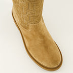Imagen de las botas Filo de ante marrón de la marca Fendi para mujer - Temporada Otoño-Invierno 2025 - Vista detallada desde arriba