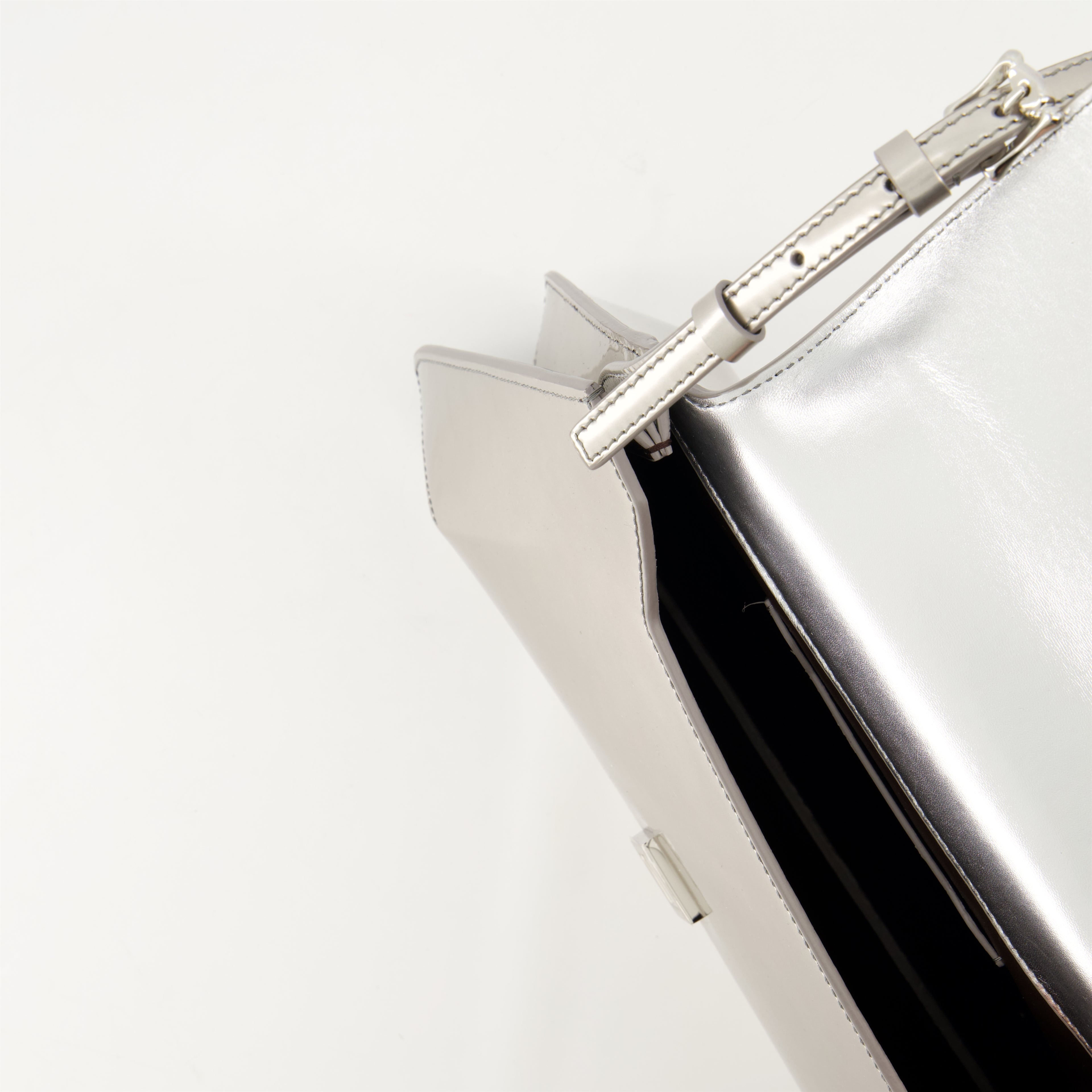 Sacs à main et épaule Sac 4G Liquid Givenchy Argenté Femme